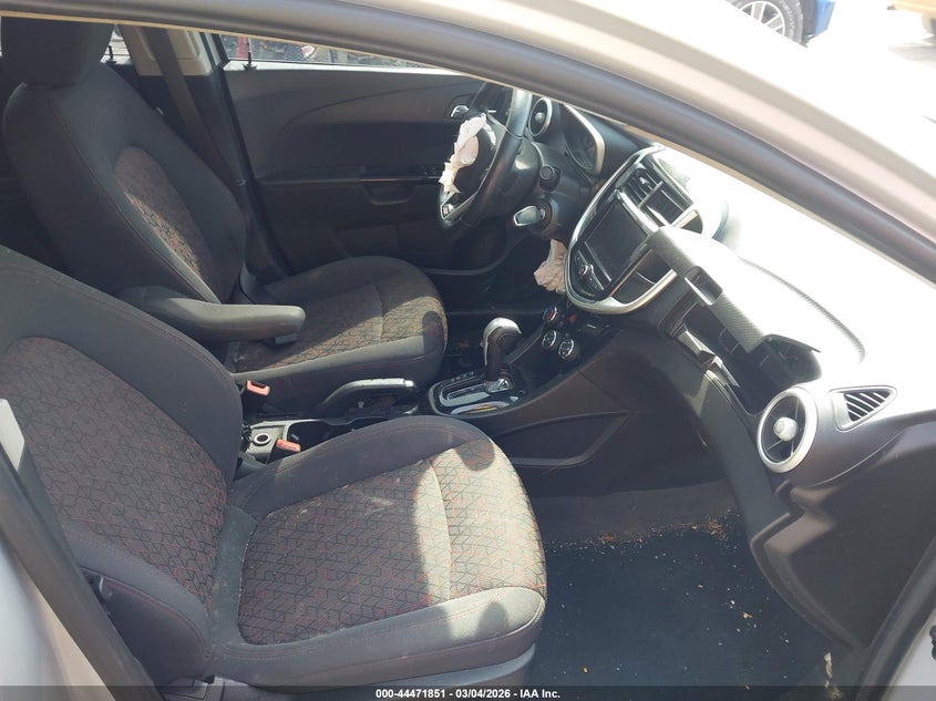 2020 Chevrolet Sonic Fwd Lt