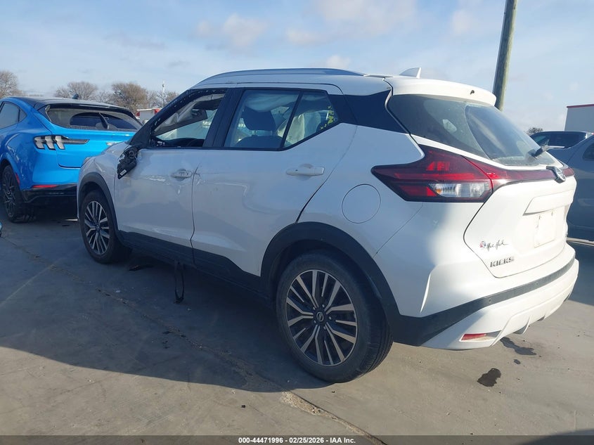 2021 Nissan Kicks Sv Xtronic Cvt