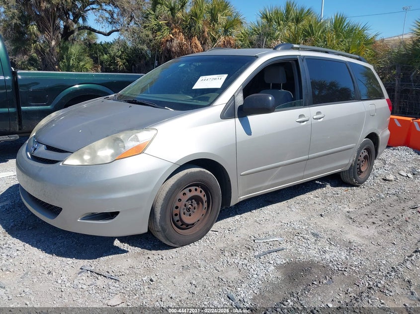 2007 Toyota Sienna Le