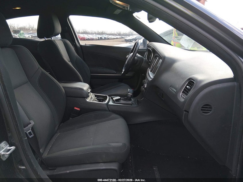 2016 Dodge Charger Sxt