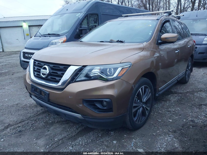 2017 Nissan Pathfinder Platinum