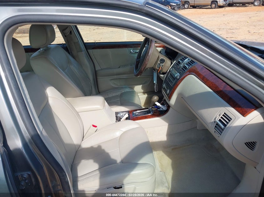 2006 Cadillac Dts Standard