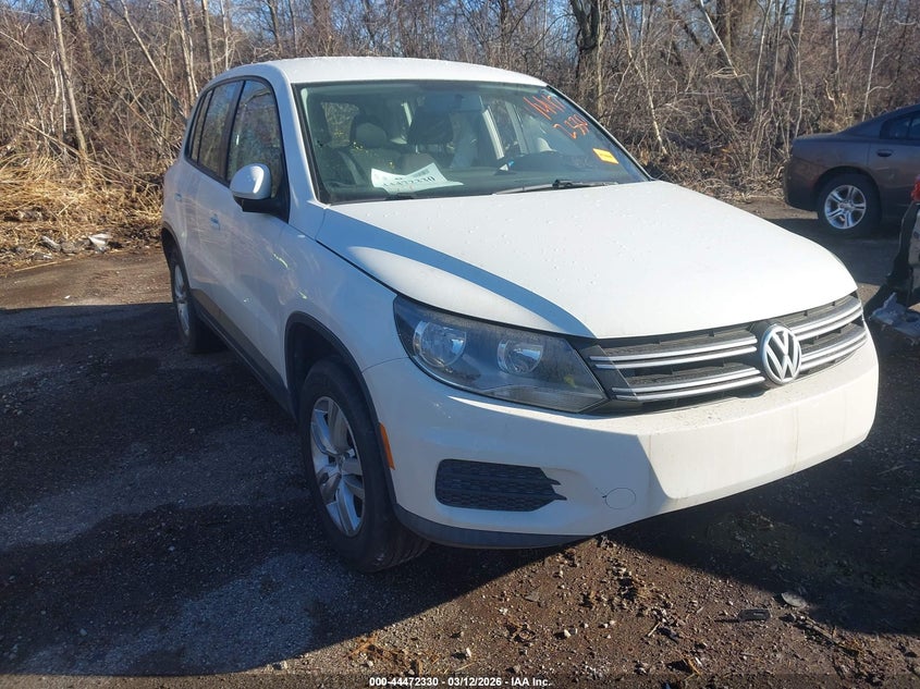 2014 VOLKSWAGEN TIGUAN S