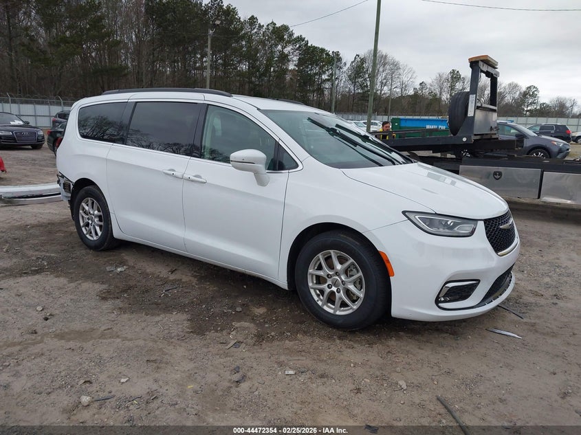 2022 Chrysler Pacifica Touring L