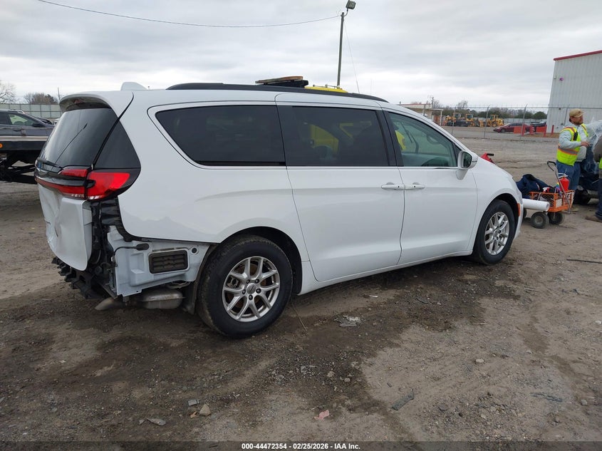 2022 Chrysler Pacifica Touring L