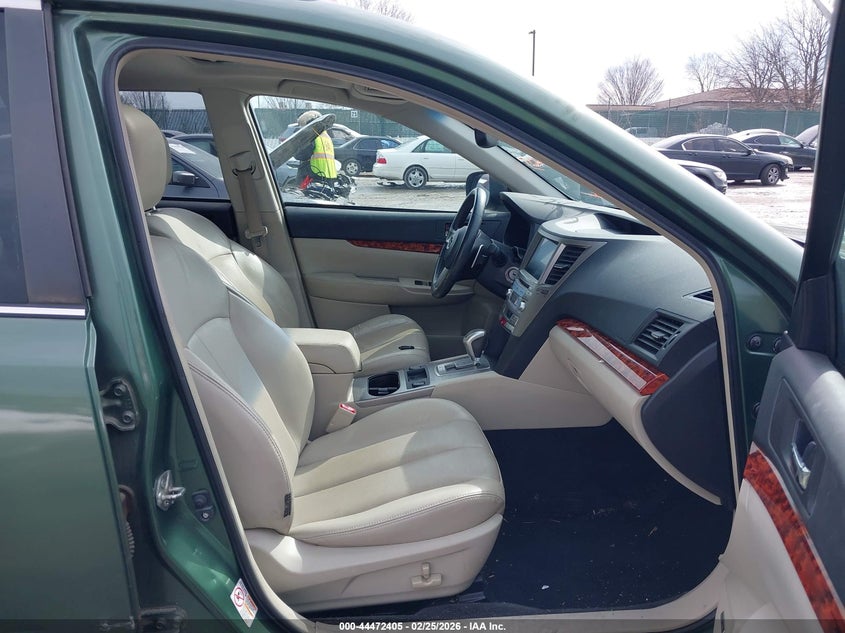 2011 Subaru Outback 2.5I Limited