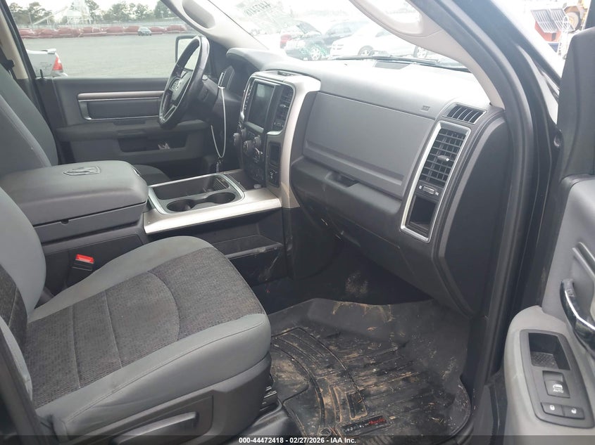 2020 Ram 1500 Classic Slt 4X2 6'4 Box