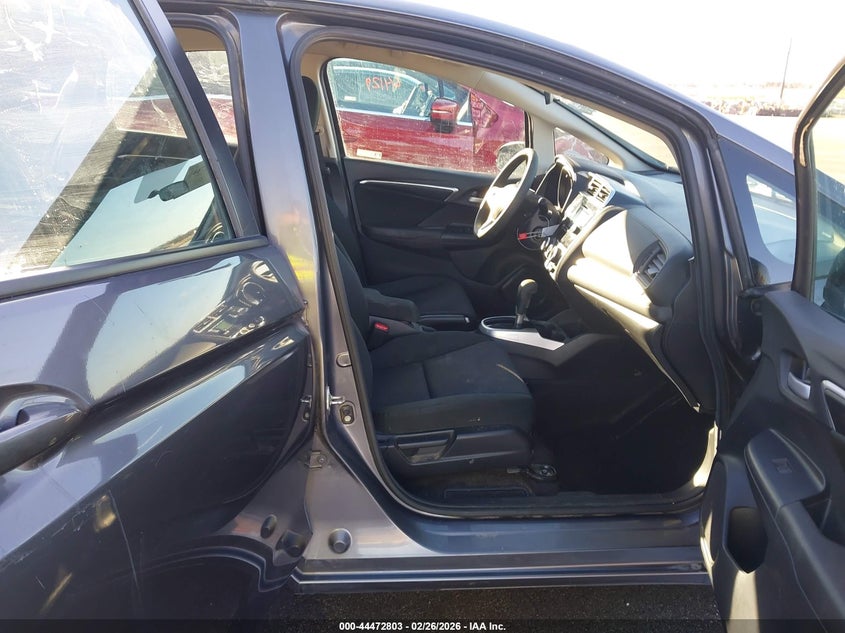 VIN 3HGGK5H46KM737346 2019 HONDA FIT LX
