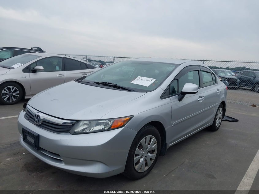19XFB2F54CE014305 2012 Honda Civic 1.8 Lx silver