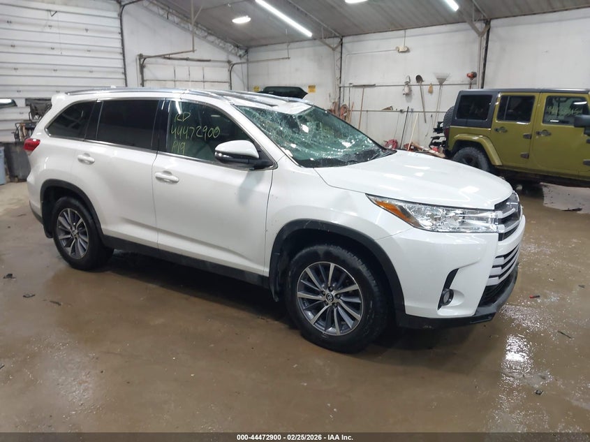 2019 Toyota Highlander Xle