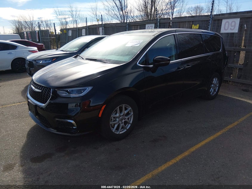 2024 Chrysler Pacifica Touring L