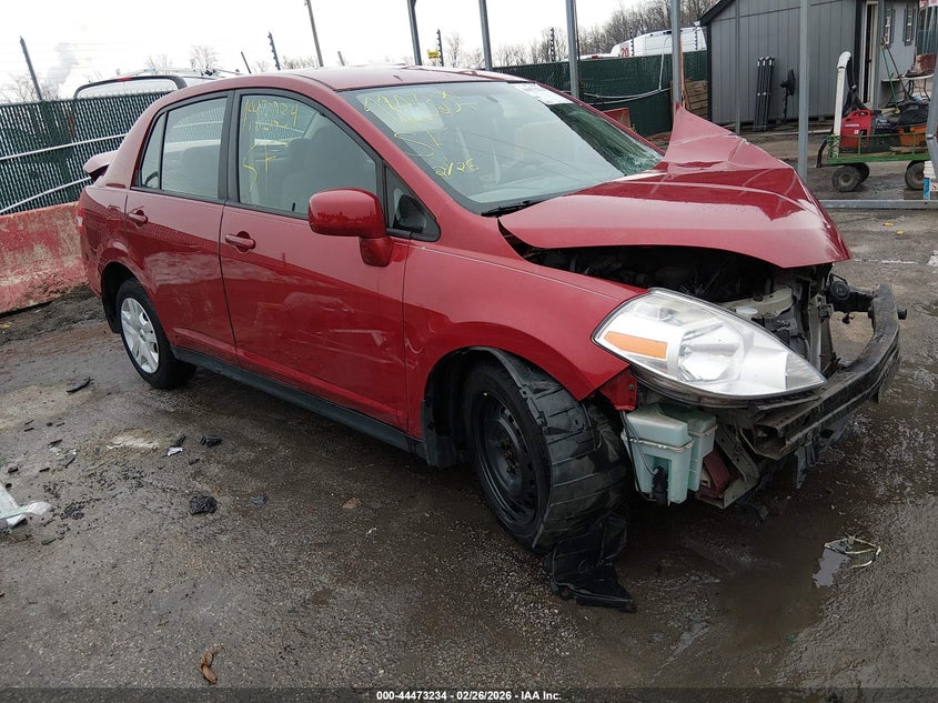 2011 Nissan Versa 1.8S