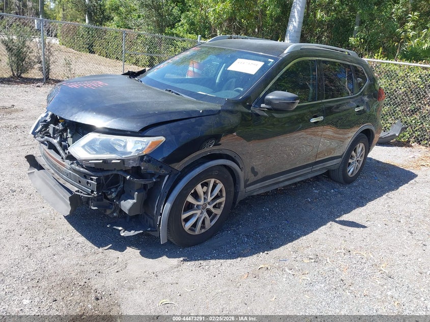 2018 Nissan Rogue Sv
