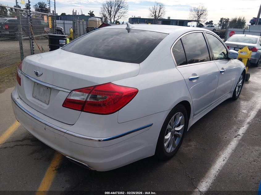 2013 Hyundai Genesis 3.8