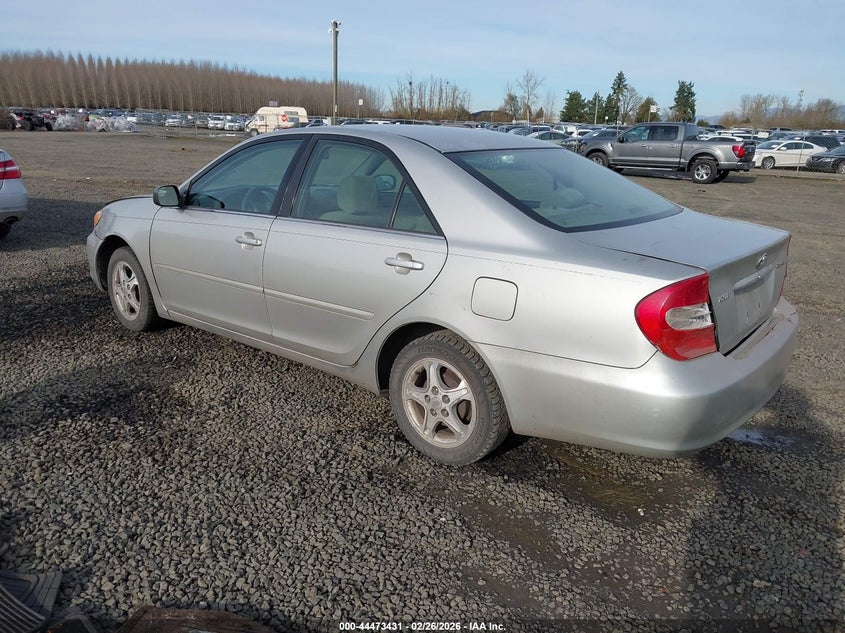 2004 Toyota Camry Le