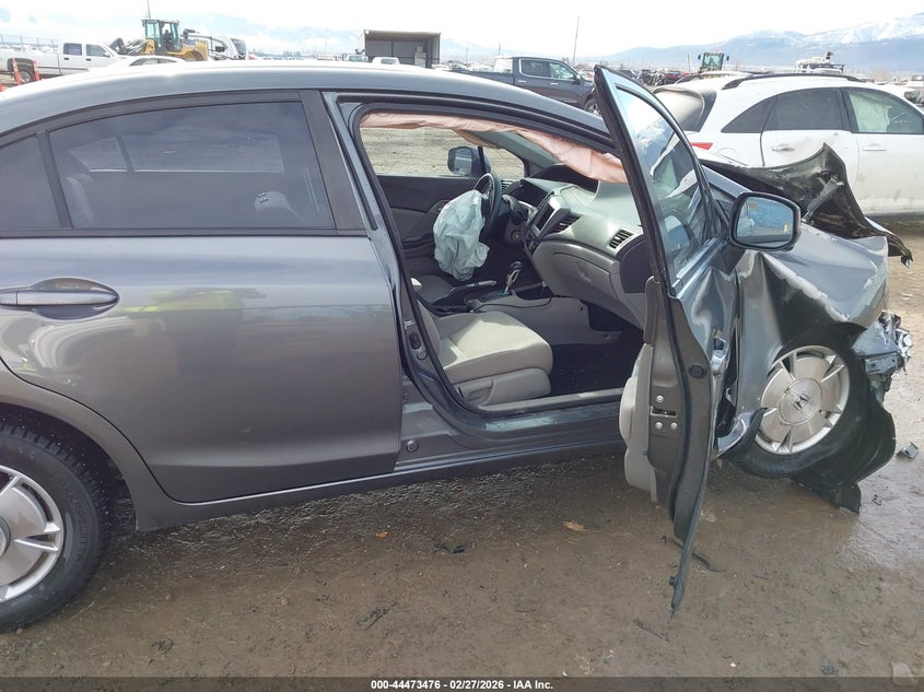 2HGFB2F62CH546182 2012 Honda Civic 1.8 Hf grey