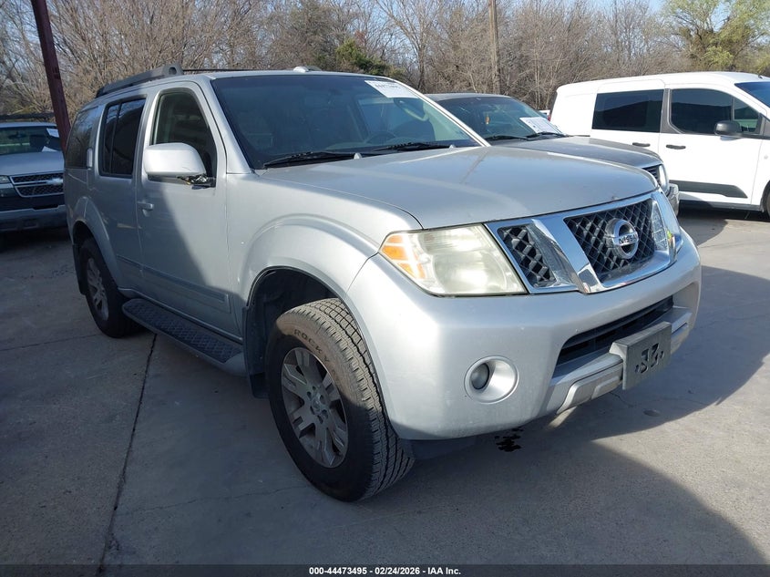 2008 Nissan Pathfinder Le