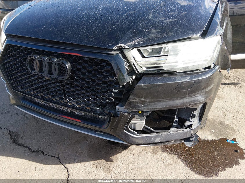 2017 Audi Q7 3.0 3.0T Premium black Lot 111044473577 Vin WA1LAAF71HD013231