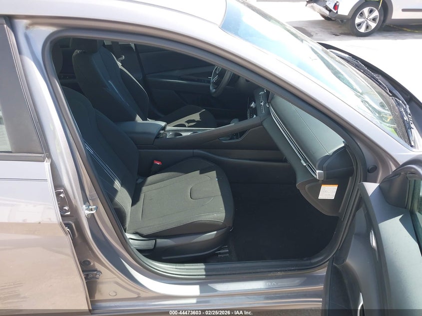 2024 Hyundai Elantra Hybrid Blue