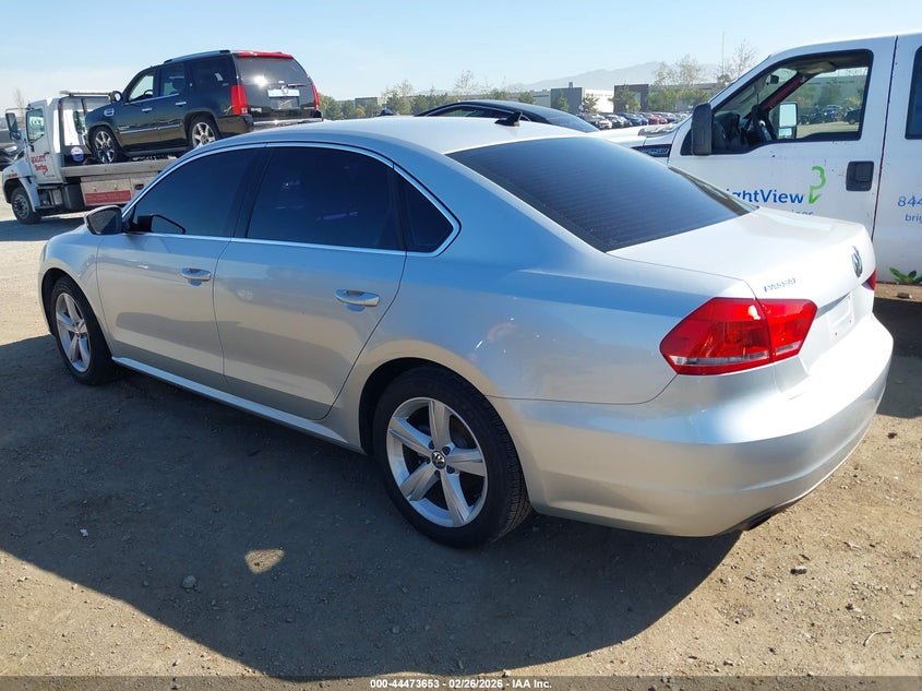 2014 Volkswagen Passat 1.8 1.8T Se silver Lot 111044473653 Vin 1VWBS7A38EC120510