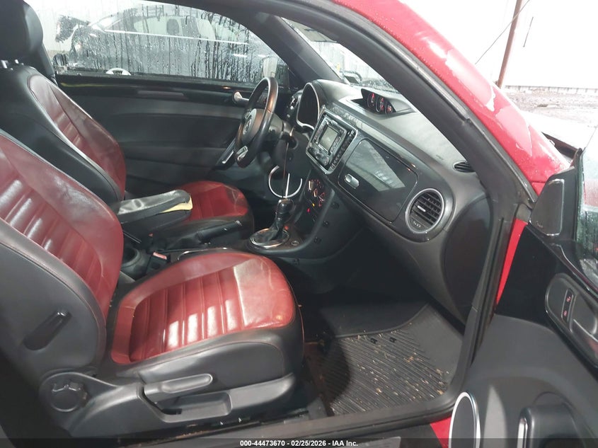 2012 Volkswagen Beetle 2.0T Turbo