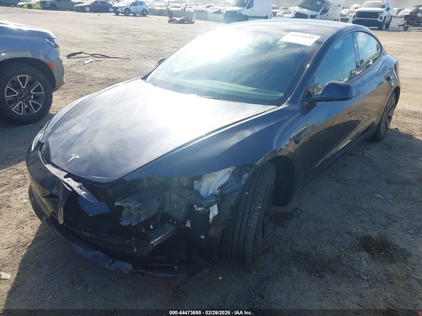 5YJ3E1EA2SF998887 2025 Tesla Model 3 Long Range Rear-Wheel Drive Standard Rear-Wheel Drive grey