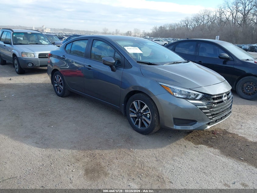 NISSAN VERSA 1.6 SV 2025