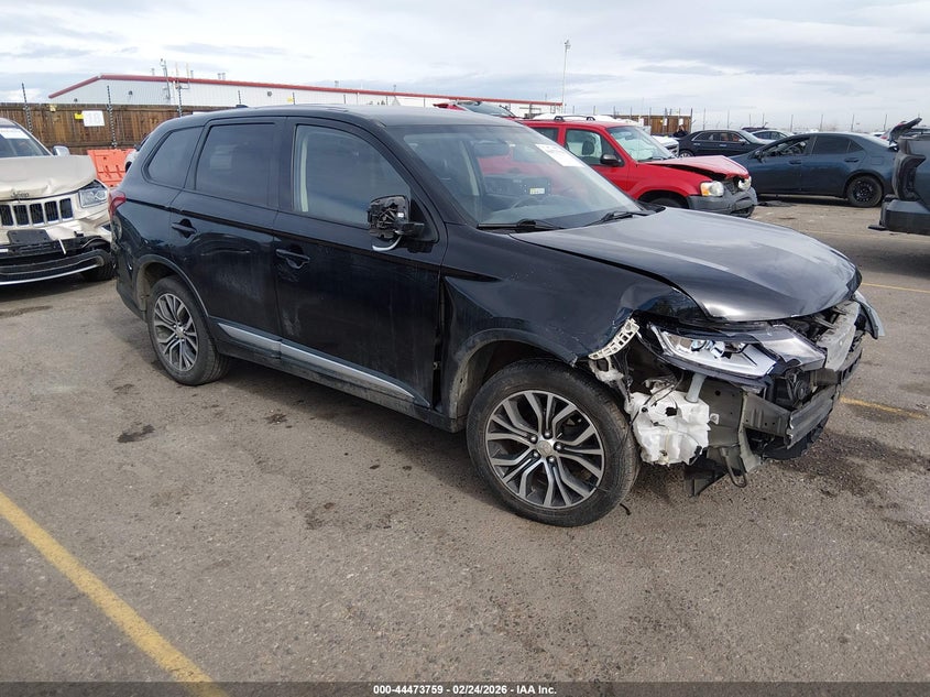 2018 MITSUBISHI OUTLANDER ES