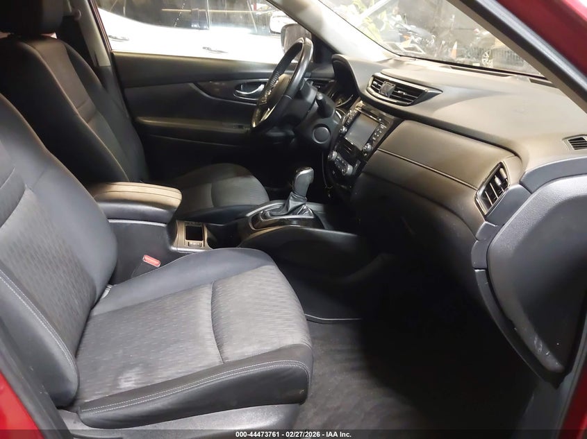 2017 Nissan Rogue Sv