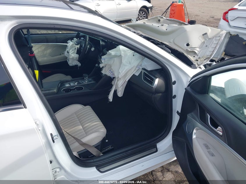 2024 Genesis G70 2.5T Rwd