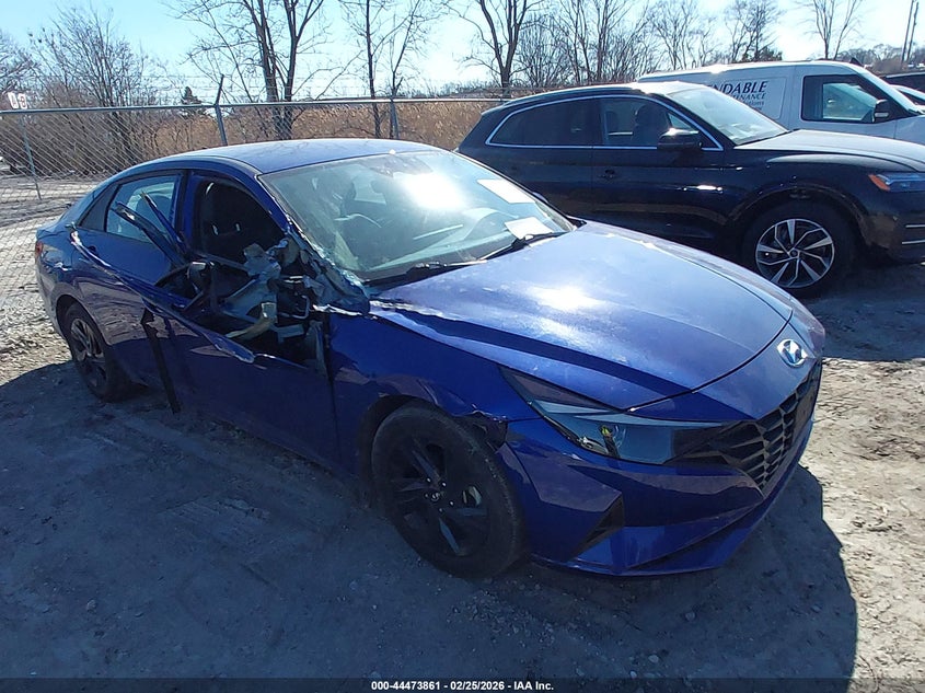 2022 Hyundai Elantra Sel