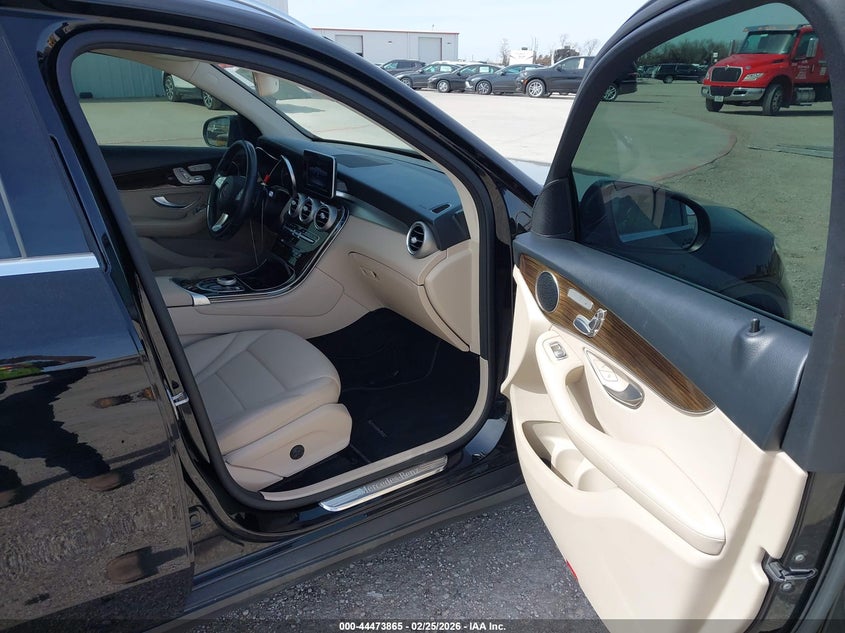 2019 Mercedes-Benz Glc 300