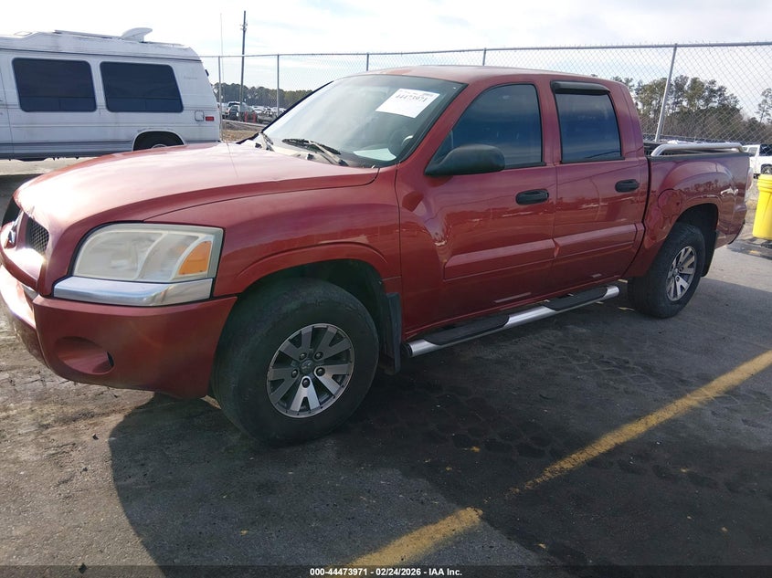 2007 Mitsubishi Raider Ls