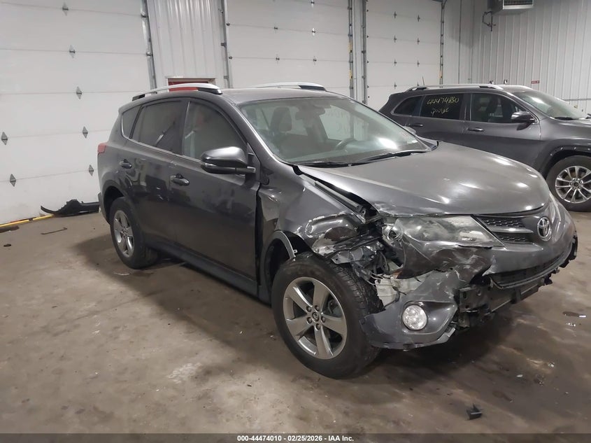 2T3RFREV8FW355825 2015 Toyota Rav4 Xle auction photo 1