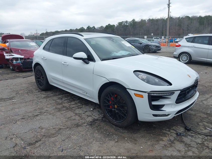 2018 Porsche Macan Gts