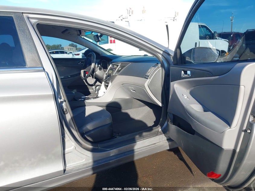 5NPEC4AB7CH495549 2012 Hyundai Sonata 2.0 Se 2.0T grey