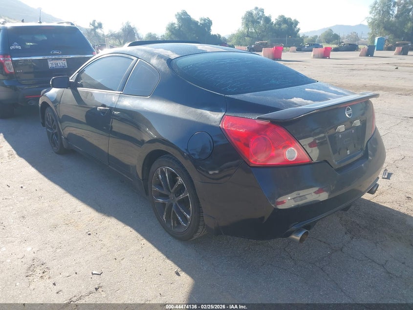 2011 Nissan Altima 3.5 Sr