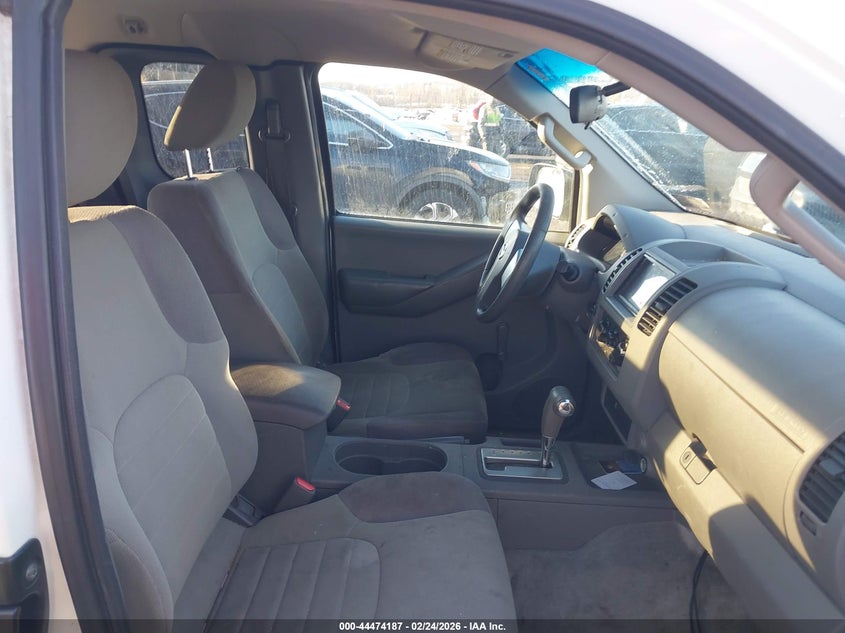 2013 Nissan Frontier S