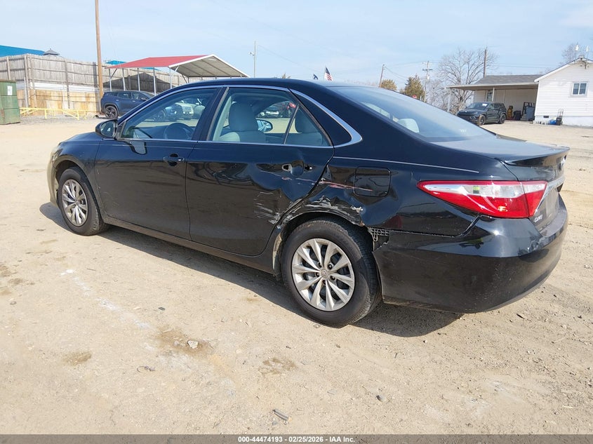2015 Toyota Camry Le