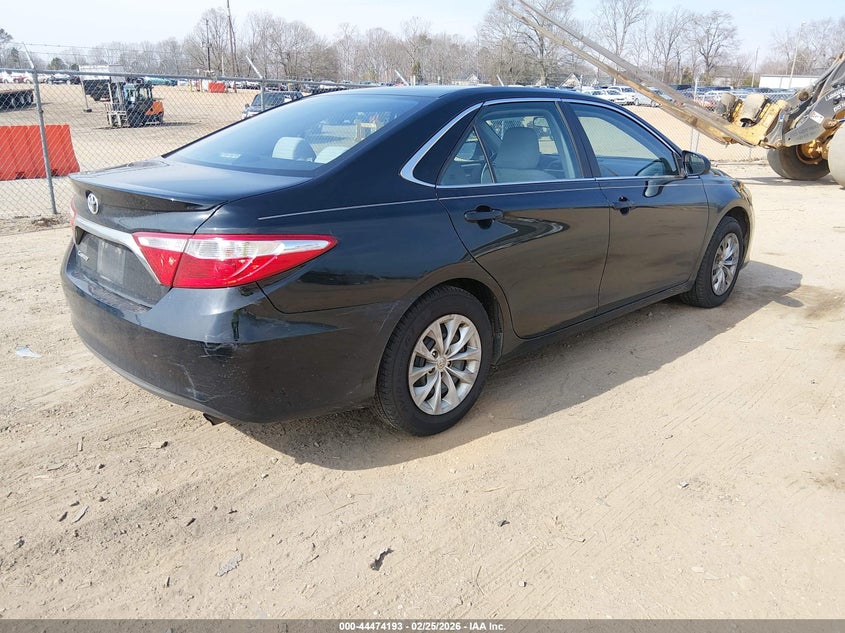 2015 Toyota Camry Le