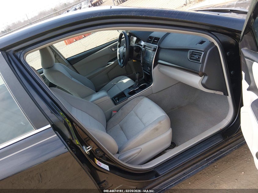 2015 Toyota Camry Le