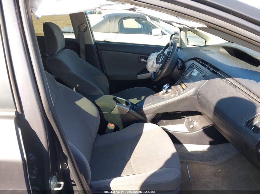 2014 Toyota Prius Three