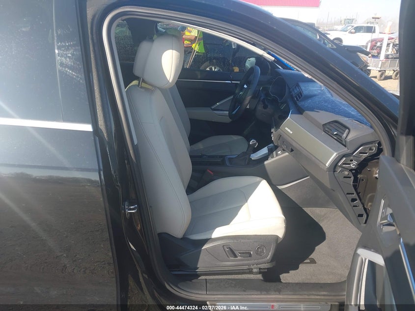 2024 AUDI Q3 auction photo 5