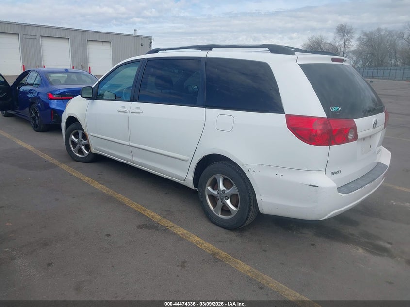 2006 Toyota Sienna Le