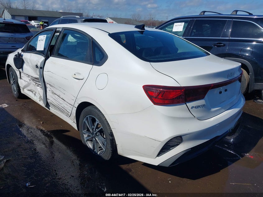 2024 Kia Forte Lxs