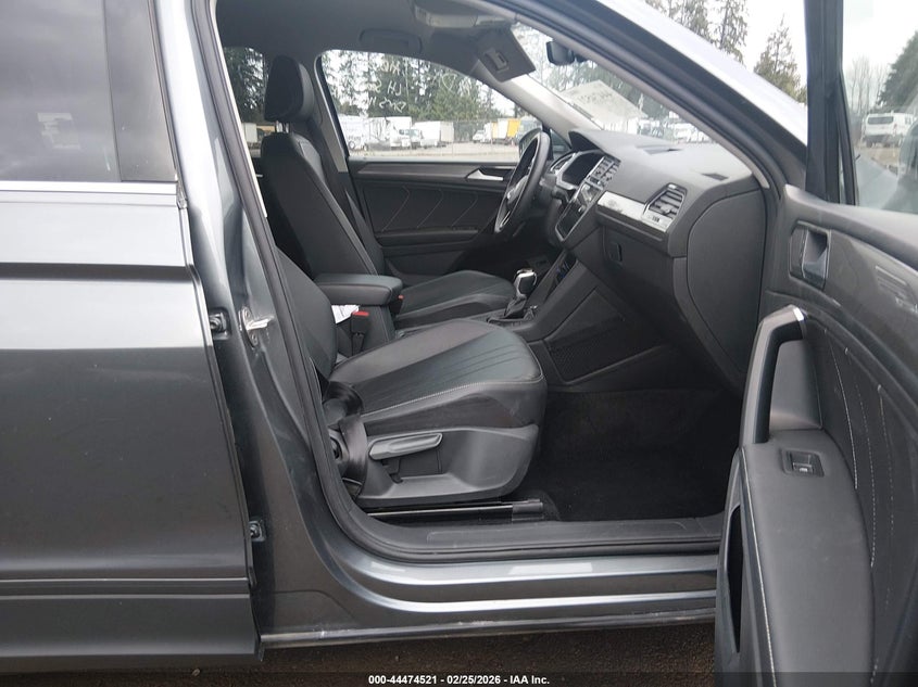 2024 Volkswagen Tiguan 2.0T Se/2.0T Wolfsburg Edition