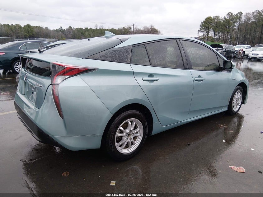 2016 Toyota Prius Three