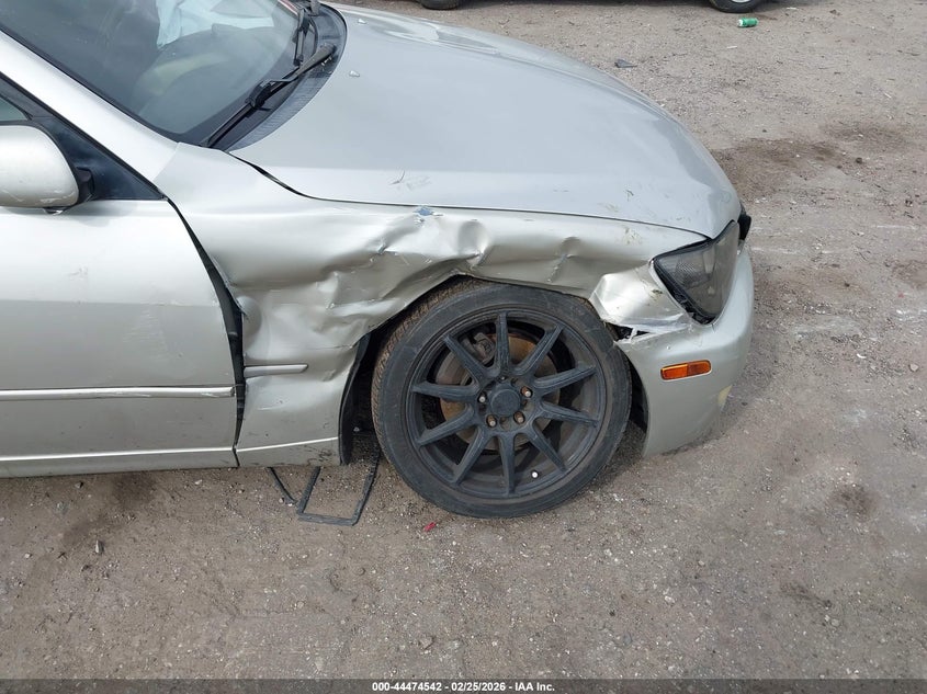 2001 Lexus Is 300 VIN: JTHBD182910015234 Lot: 44474542