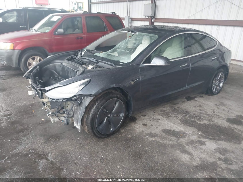 2020 Tesla Model 3 Standard Range Plus Rear-Wheel Drive/Standard Range Rear-Wheel Drive