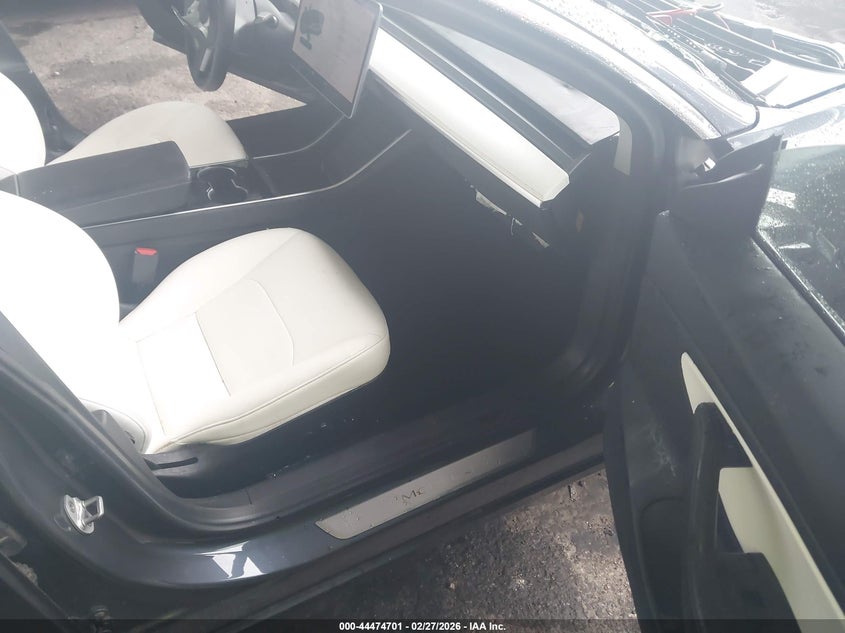 2020 Tesla Model 3 Standard Range Plus Rear-Wheel Drive/Standard Range Rear-Wheel Drive